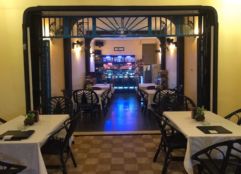 vanna restaurant bar 1 768x554